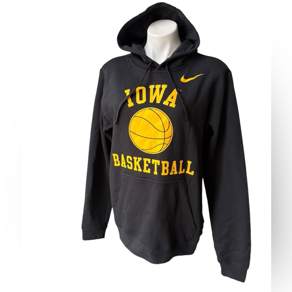 NWT, Men’s Nike University of lowa Hawkeyes Basketball Club Fleece Hoodie, Sz M - Picture 7 of 12
